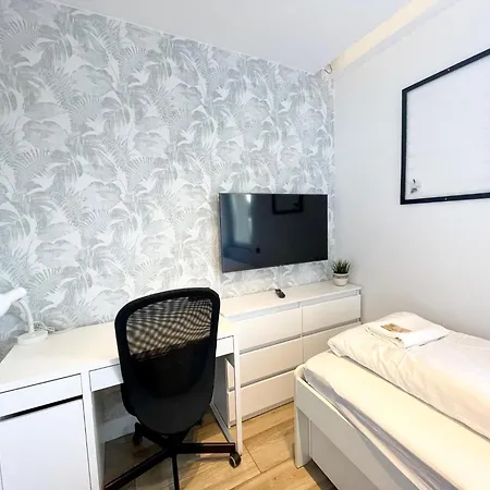 Apartament To Host - Old Town *